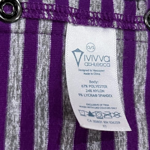 2/$20 Ivivva Scarf - Picture 4 of 12